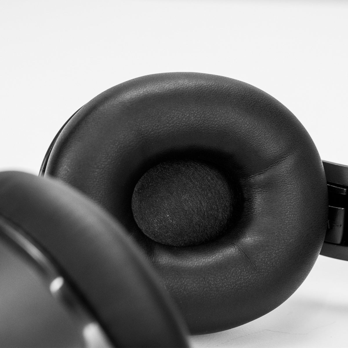 Skullcandy Icon 180 Wireless Bluetooth Headphones Black