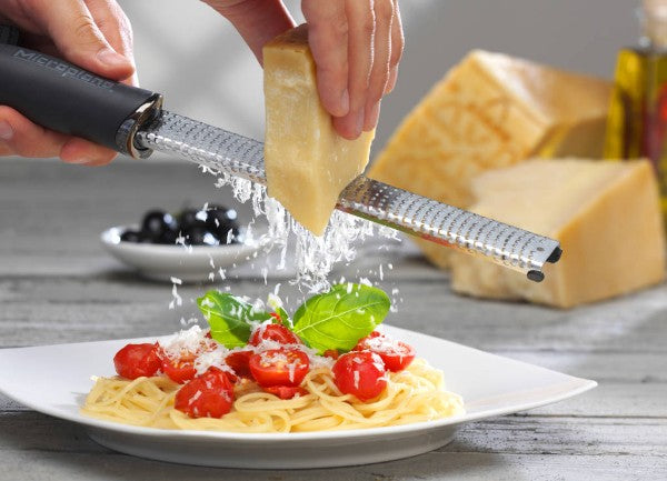 Premium Zester Grater - Black - Microplane