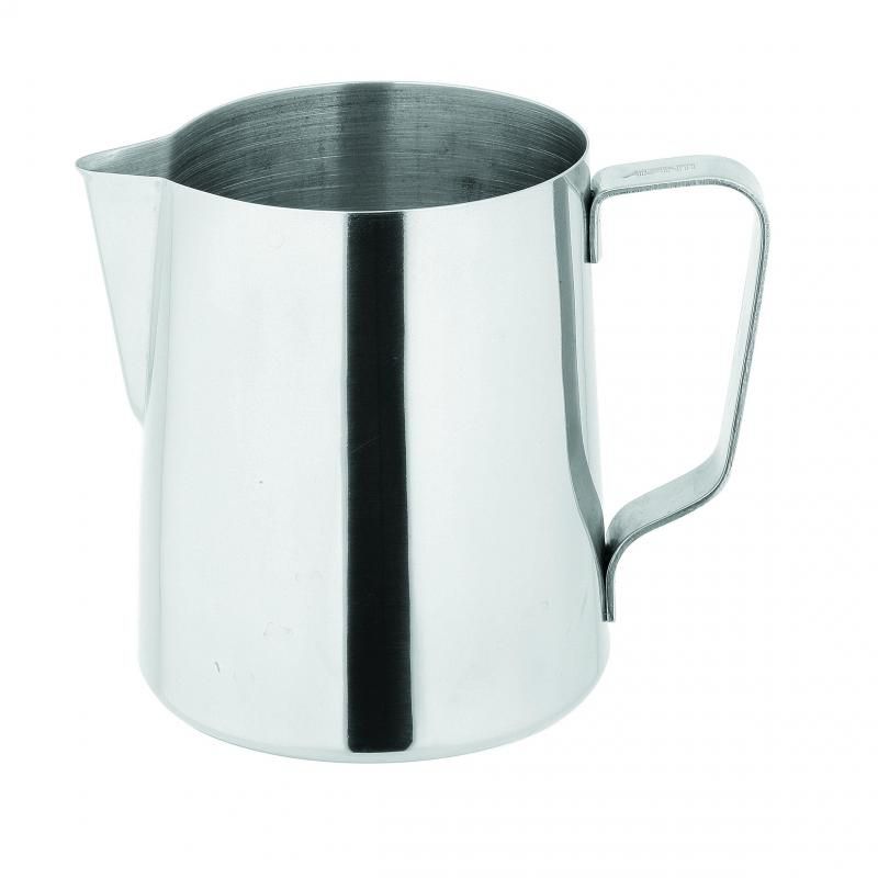 Stainless steel Avanti Steaming Milk Pitcher, 600ml capacity for frothy lattes and cappuccinos, featuring a mess-free pourer.