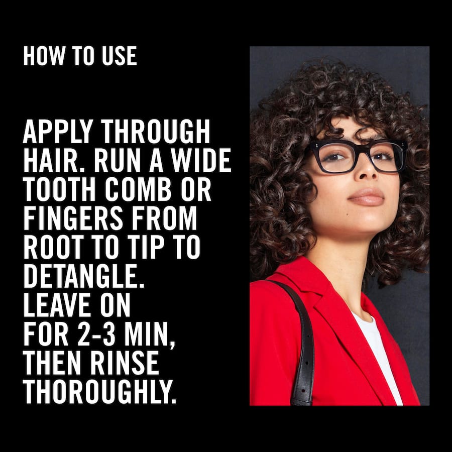 Tresemme Smooth & Silky Conditioner With Sunflower Seed Oil 940mL