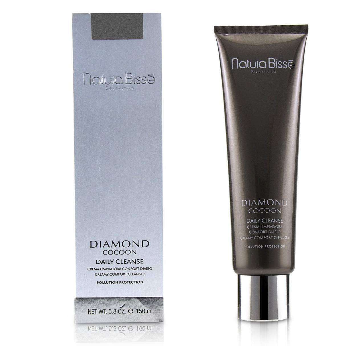 Luxurious 150ml facial cleansing cream that removes impurities and makeup while hydrating and softening the skin.