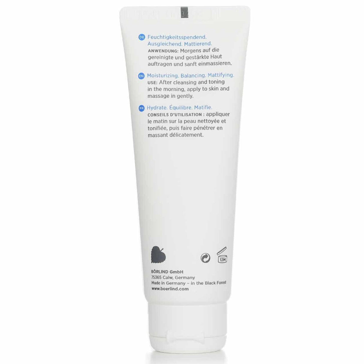 Lightweight mattifying day fluid for combination skin with green tea and algae extracts; hydrates and refines for a shine-free look.