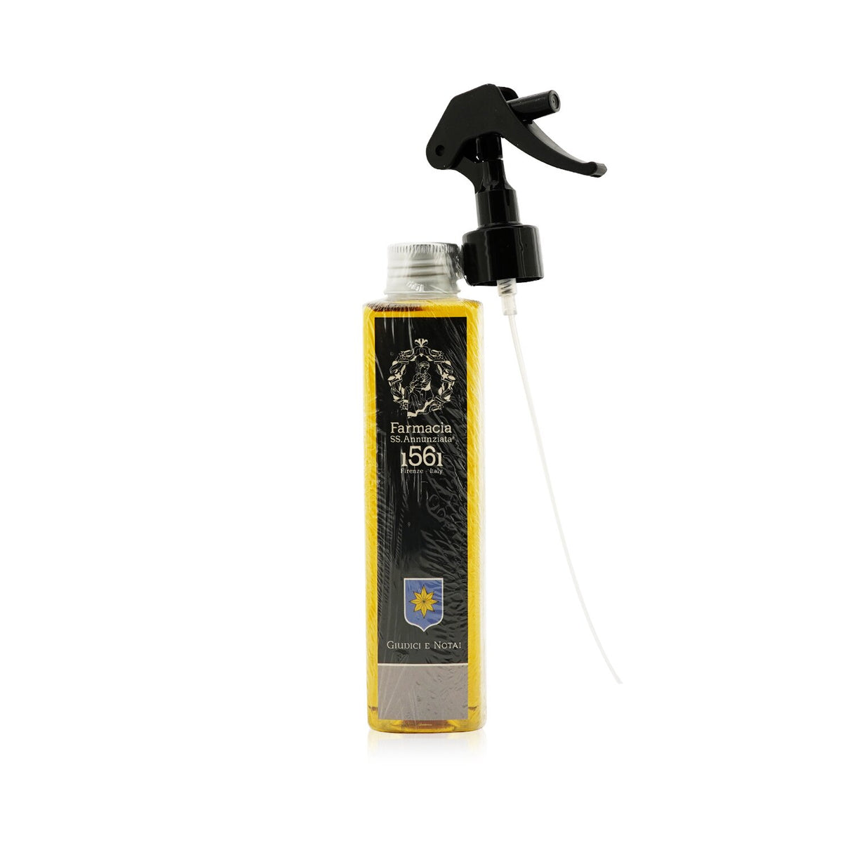 Luxurious room spray in Giudici e Notai scent, designed to uplift mood and enhance atmosphere in any space.