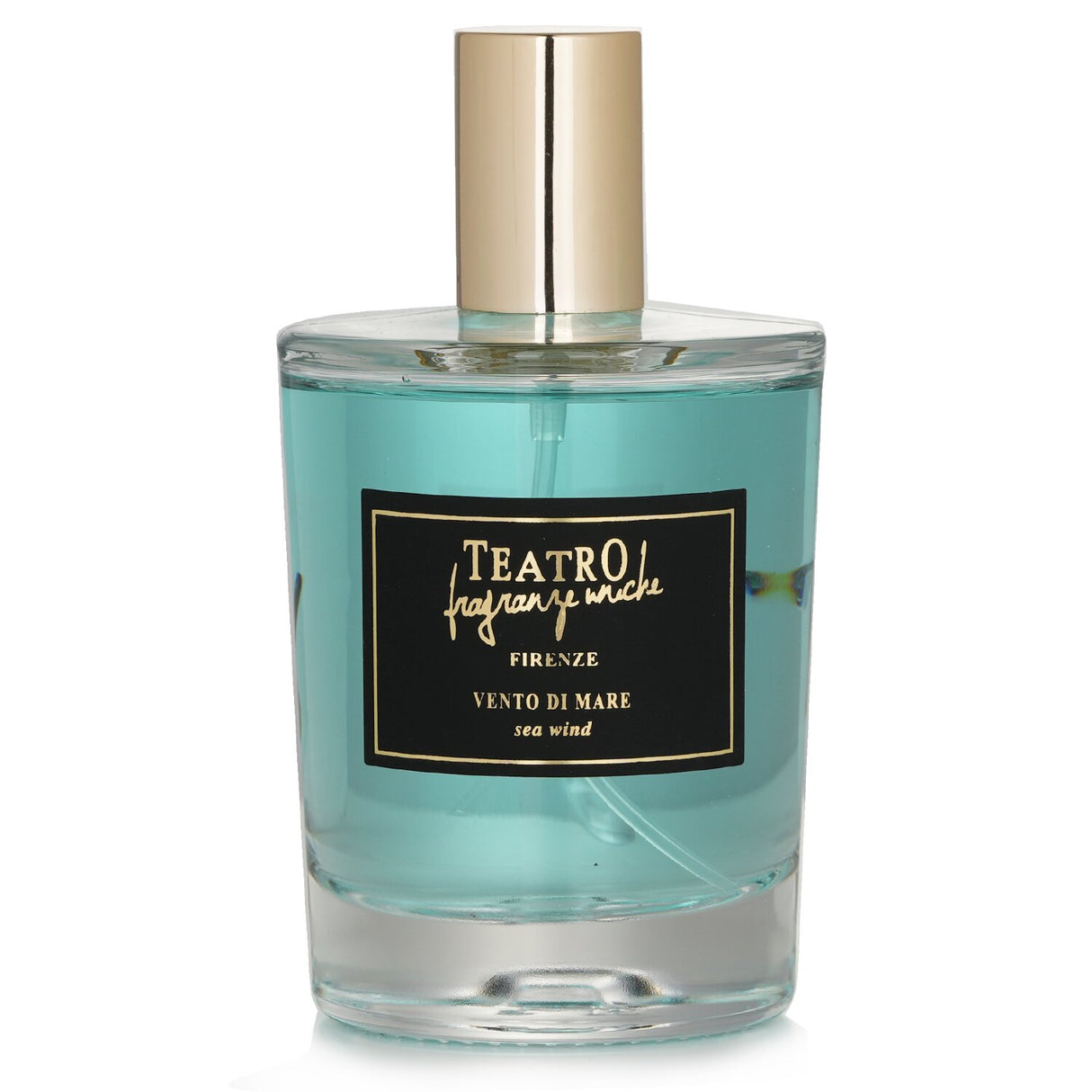 Room spray with ocean breeze scent for refreshing and tranquil home ambiance, in 100ml spray bottle.