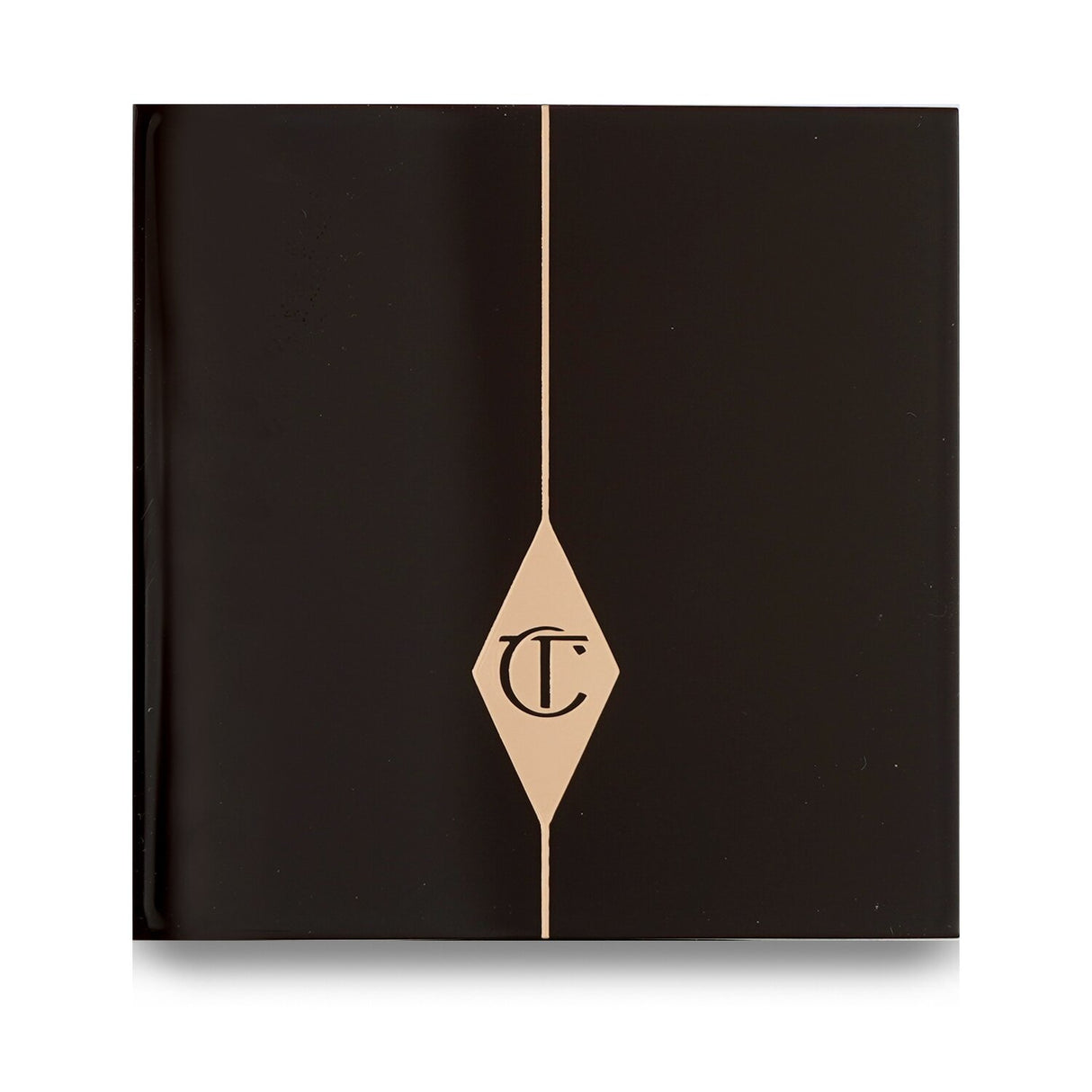 Charlotte Tilbury Luxury Palette - #The Sophisticate with four blendable shades for versatile eye looks, suitable for any occasion.