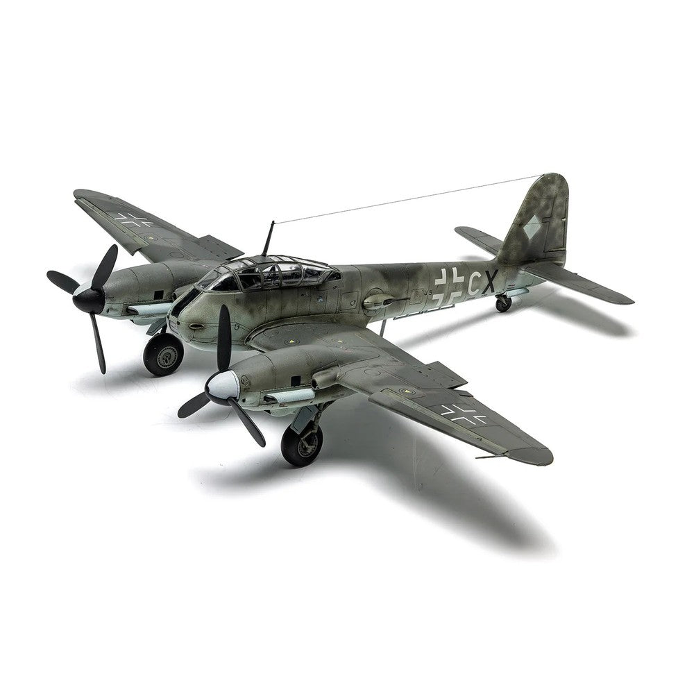 Messerschmitt Me410A-1 Airfix 1:72 Scale Model Kit 204069