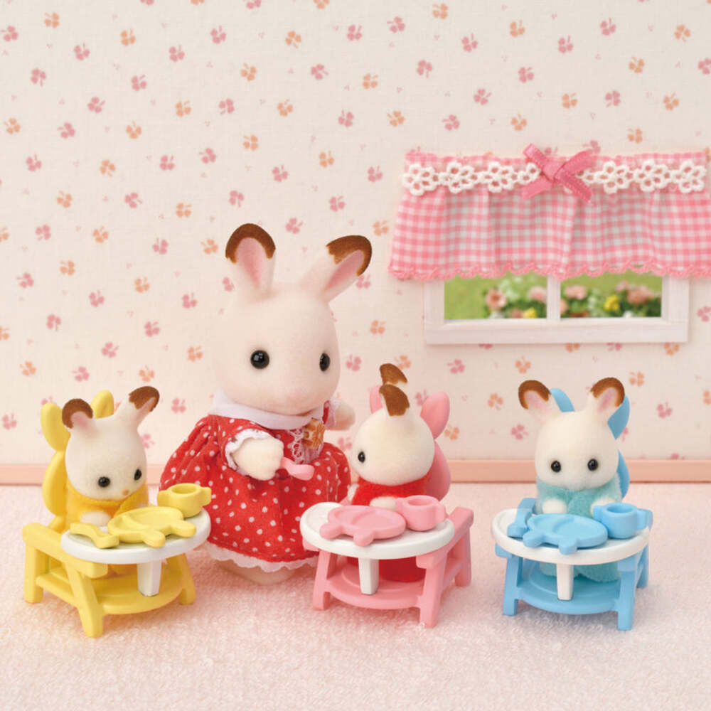 Sylvanian Families Triplets Care Set