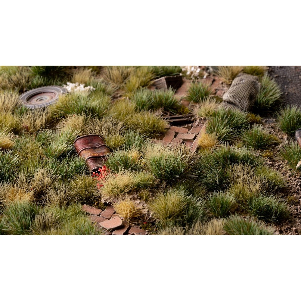 Gamers Grass - Grass Tufts - Strong Green 6mm - Small - Miniature Figure