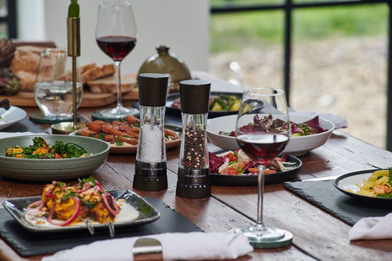 Mills Gift Set- Derwent Gunmetal (19cm)