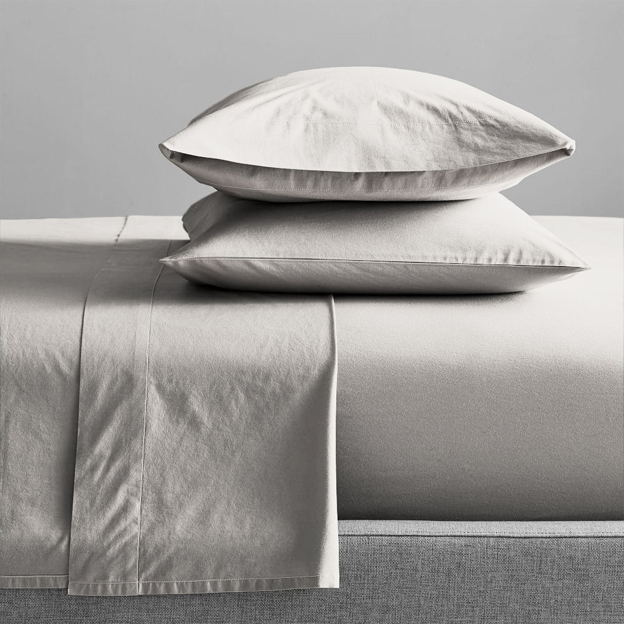Renee Taylor 300 Thread Count 100 % Organic Cotton Sheet Set Single Moonbeam