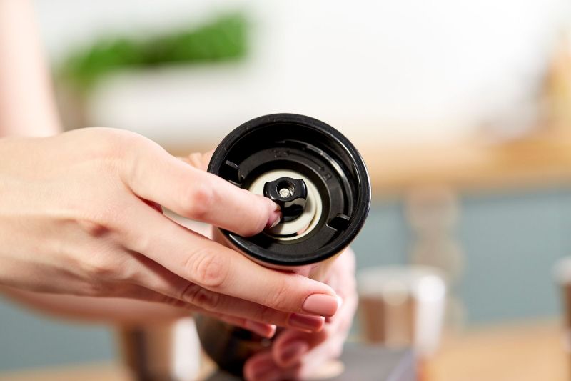 Chilli & Spice Mill - Cole & Mason Stadhampton