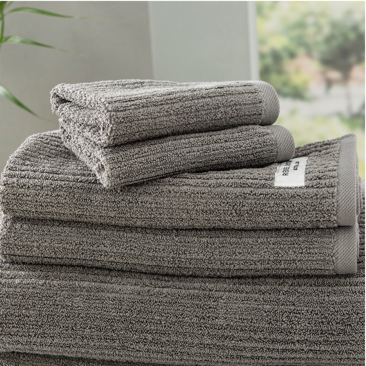 Cobblestone 650 GSM Cotton Ribbed Towel Packs 4 Piece Bath Towel Granite