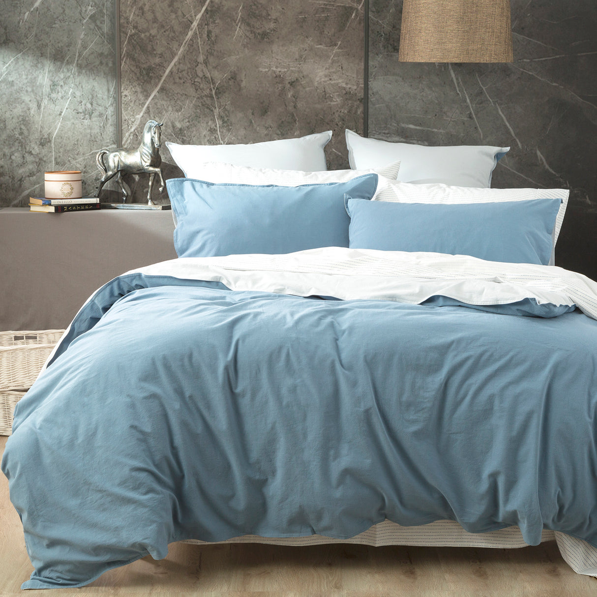Essentials Vintage stone washed reversible Quilt / Duvet cover set King Blue