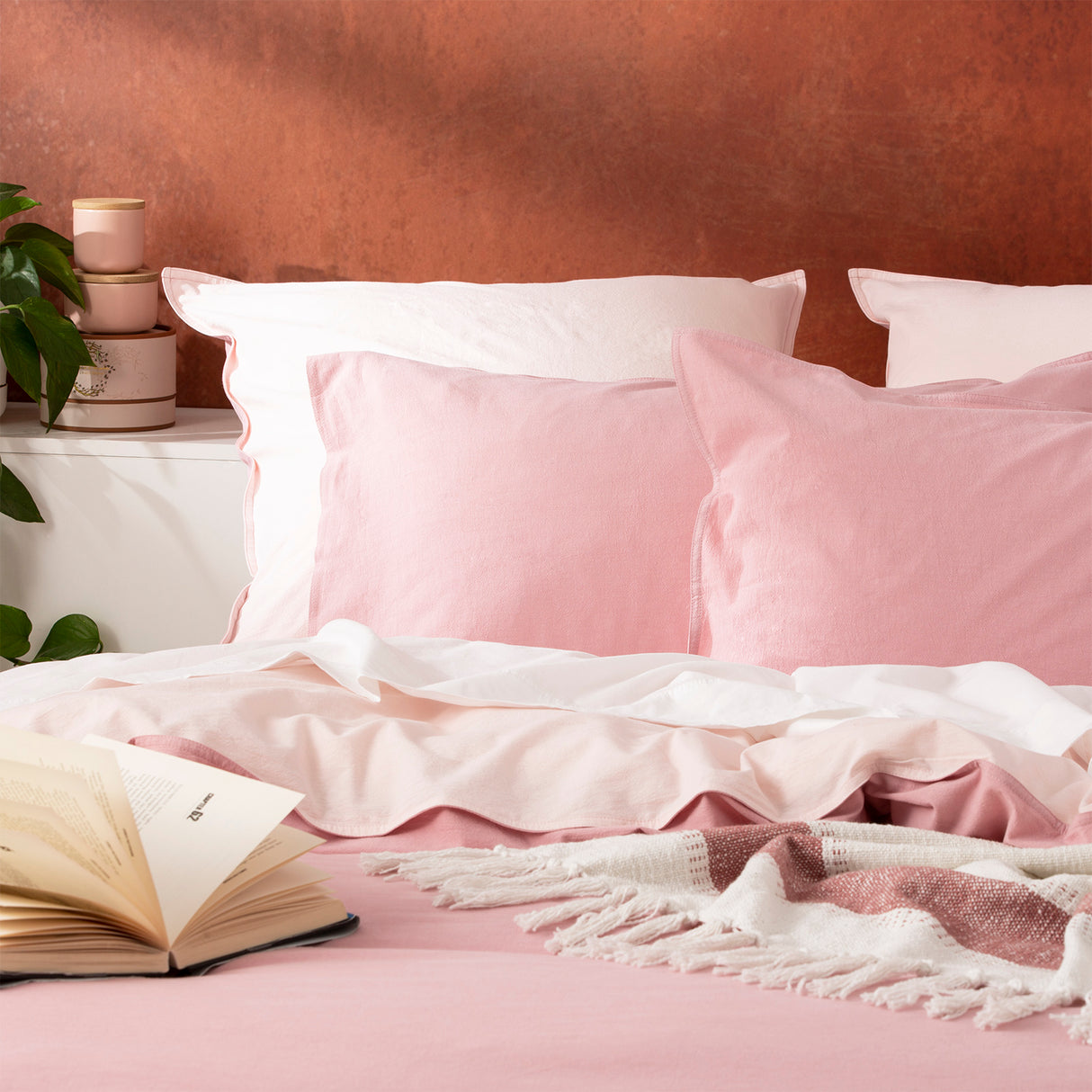 Vintage stone washed reversible Quilt / Duvet cover set Super King Rose