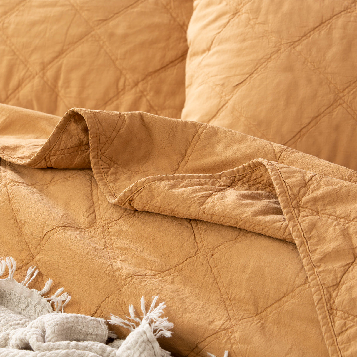 Attwood Vintage Stone Washed Cotton Quilted Coverlet set Super King Wood