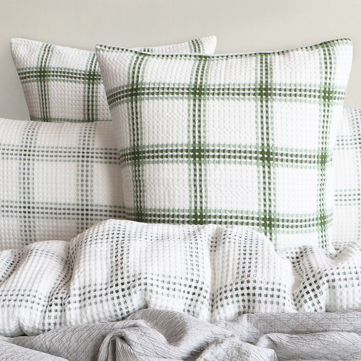 Renee Taylor Elliot Yarn Dye Waffle Quilt / Duvet Cover Set Super King