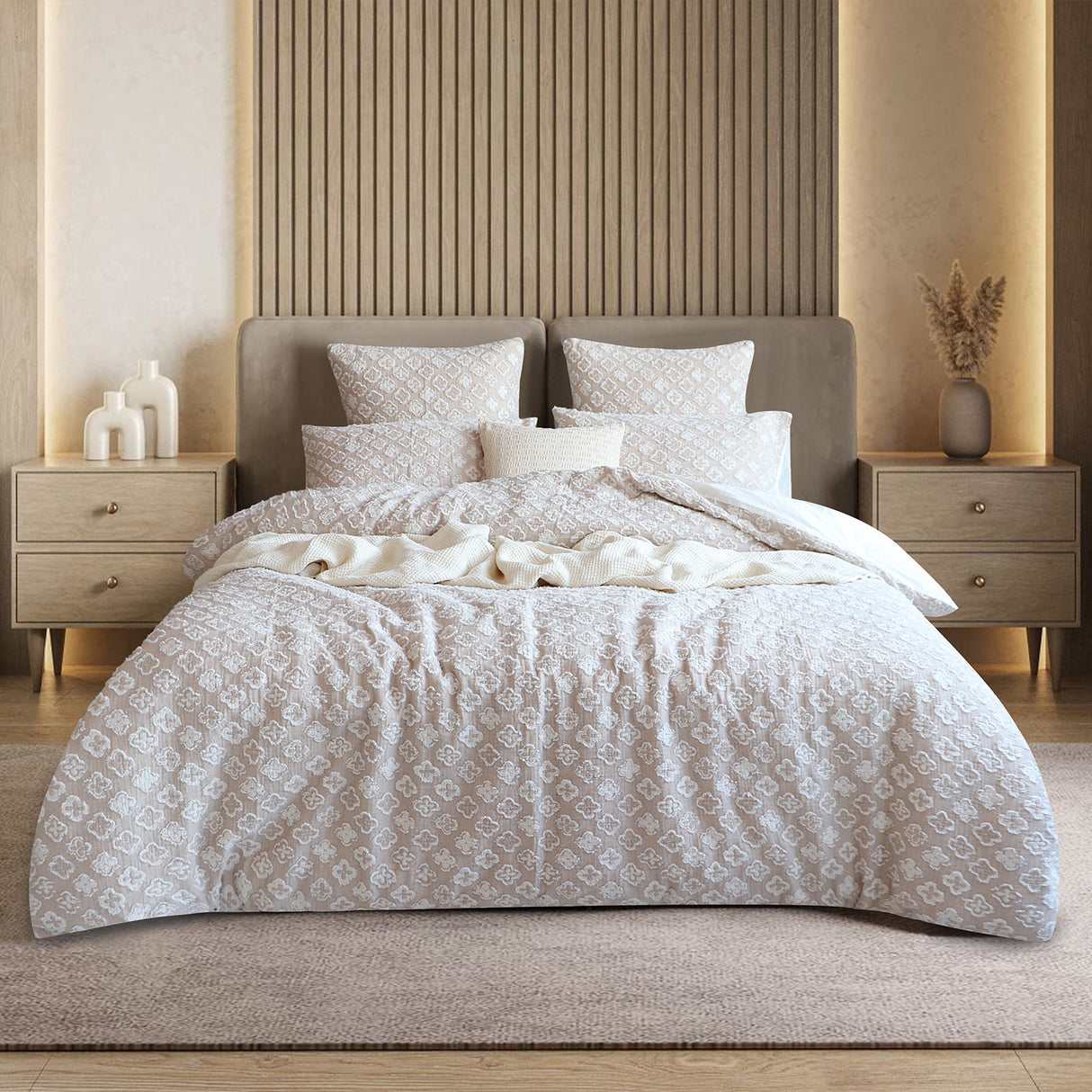 Renee Taylor Amara Jacquard Yarn Dye Quilt / Duvet Cover Set Queen