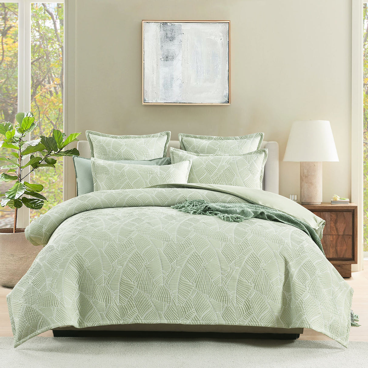 Renee Taylor Woods Jacquard Quilt / Duvet Cover Set Super King Sage