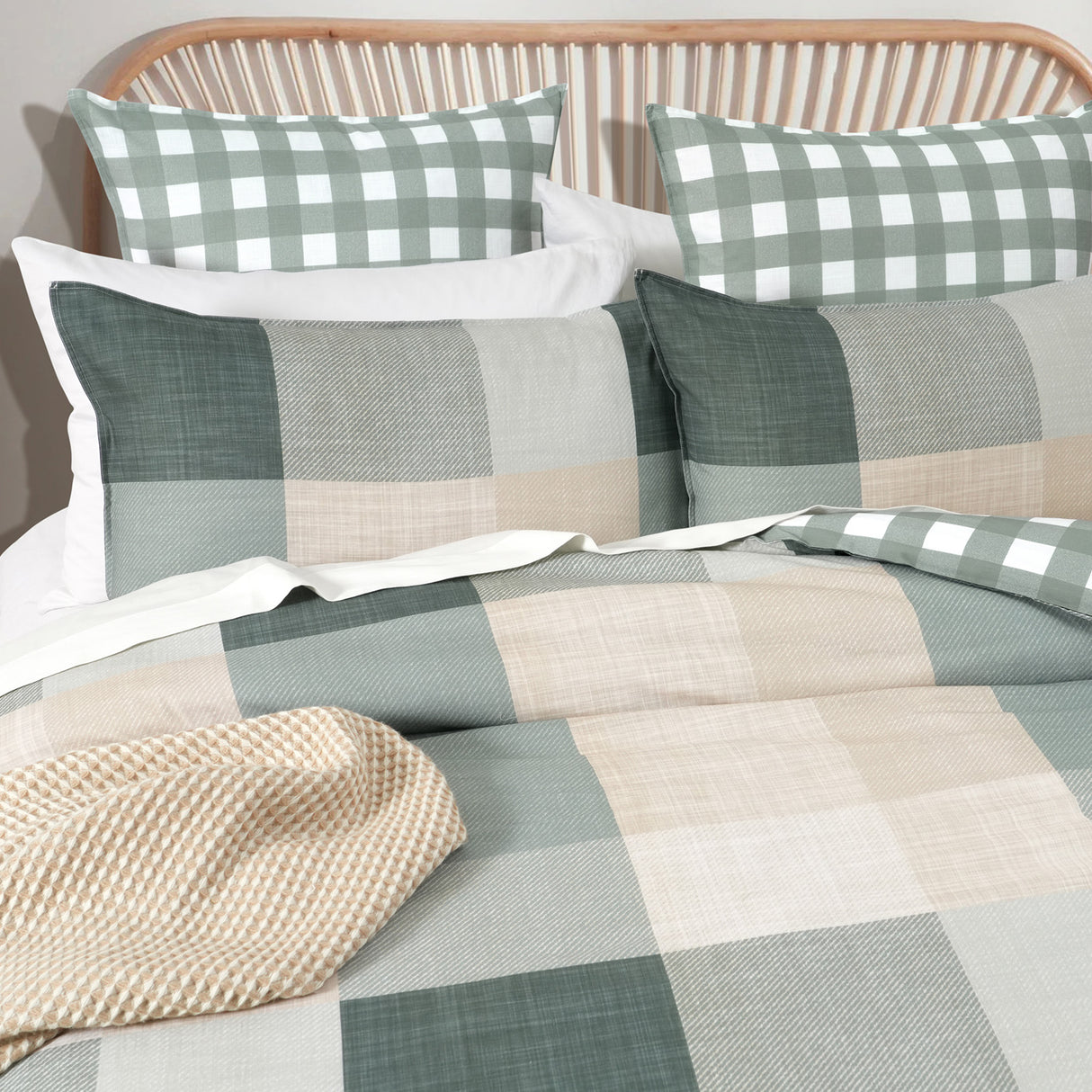 300 TC Cotton Reversible Quilt / Duvet Cover Set Queen Cooper Checks