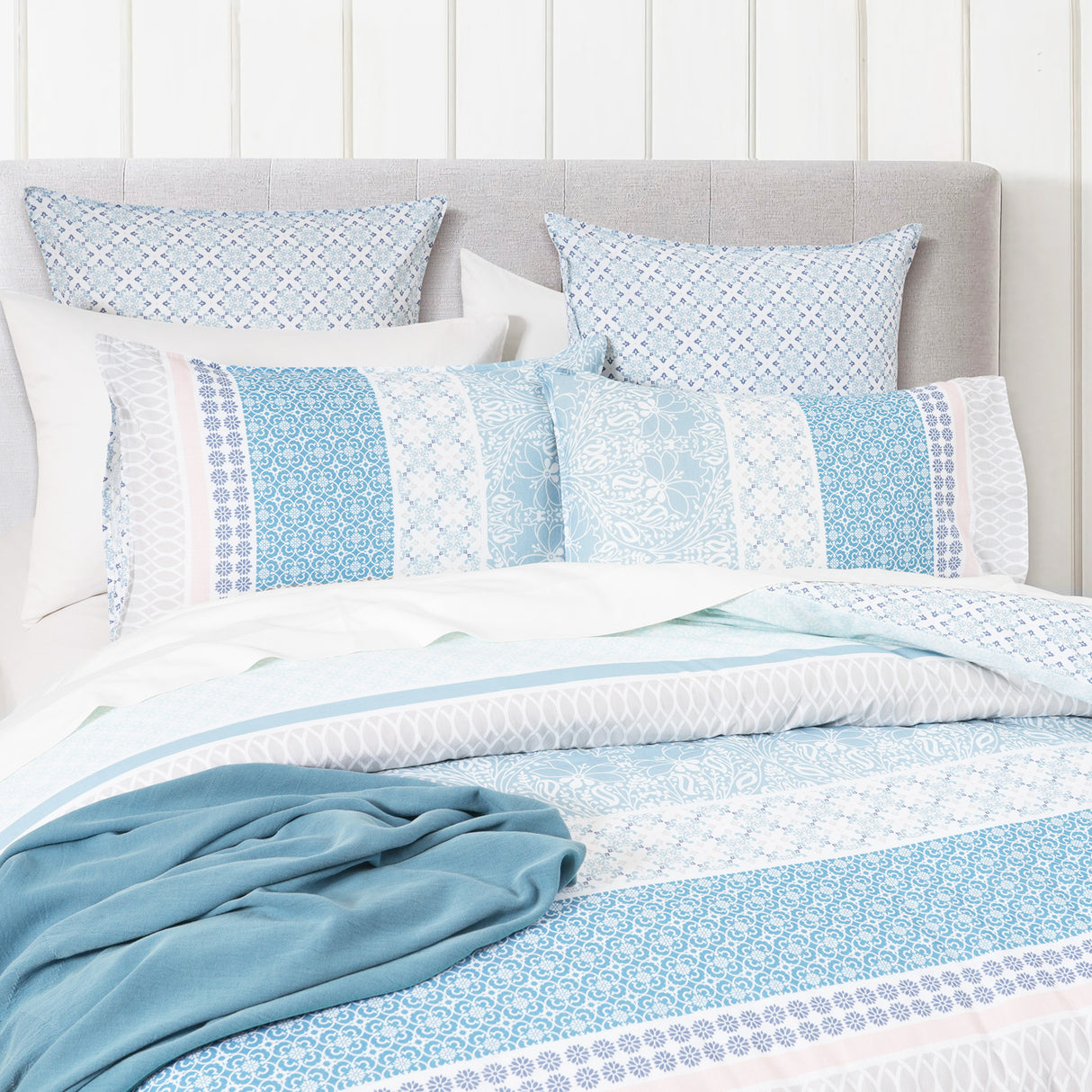 Renee Taylor 300 TC Cotton Reversible Quilt / Duvet Cover Set Queen Margot