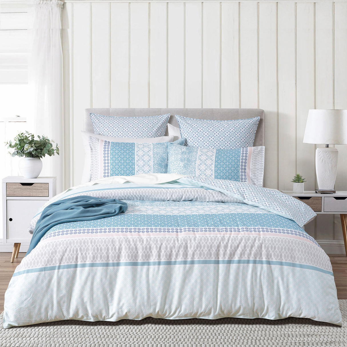 Renee Taylor 300 TC Cotton Reversible Quilt / Duvet Cover Set Double Margot