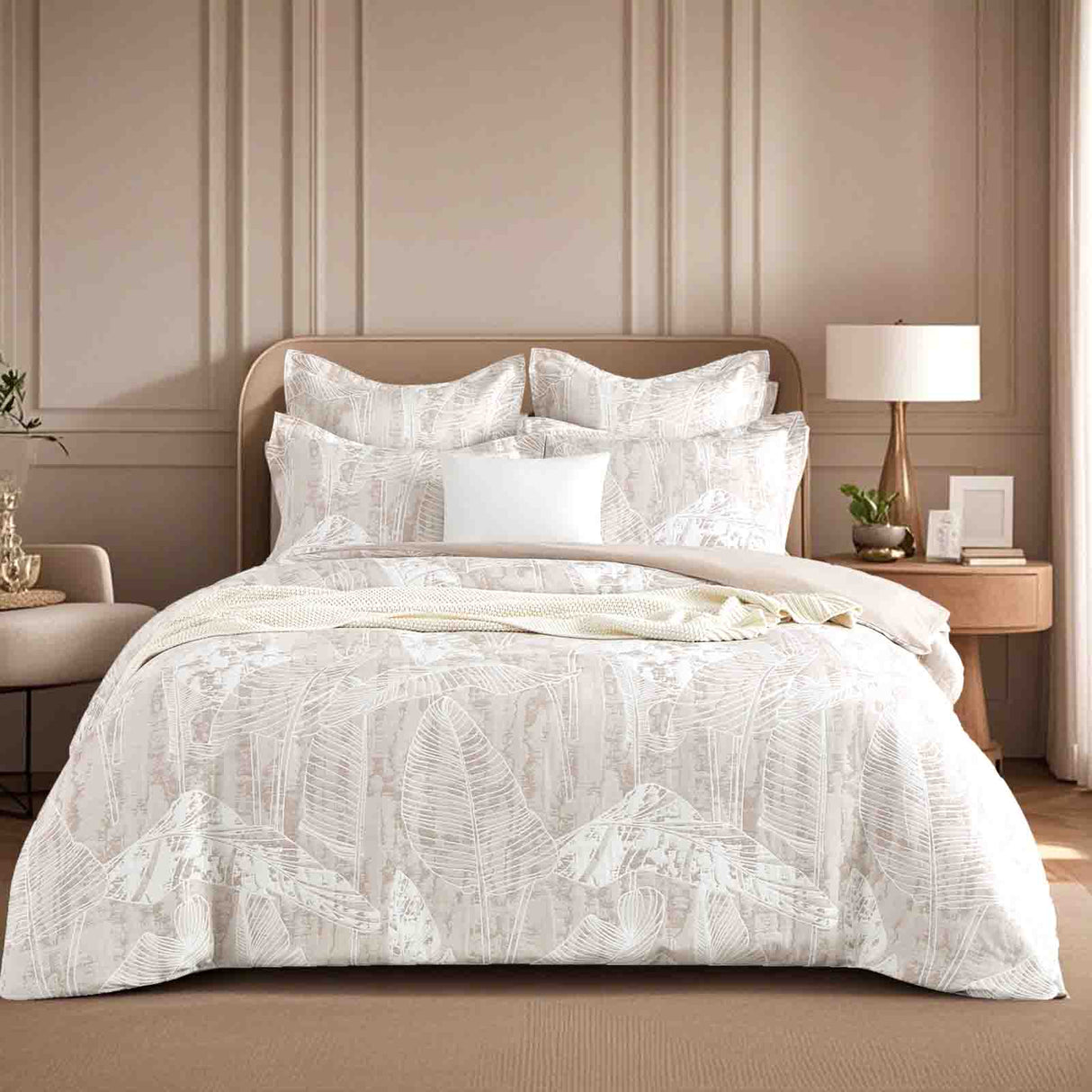 Renee Taylor Panache Jacquard Quilt / Duvet Cover Set King Wood