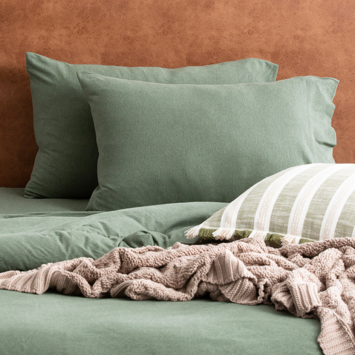 Renee Taylor Comfort Organic Fitted Sheet & Pillowcase - King Olive