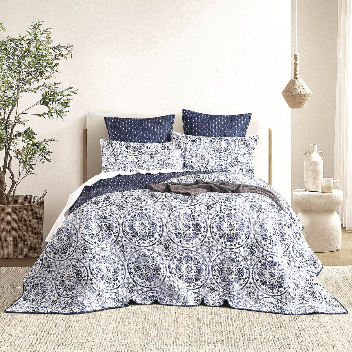Renee Taylor Delos Quilted Reversible Coverlet Set Single/Double