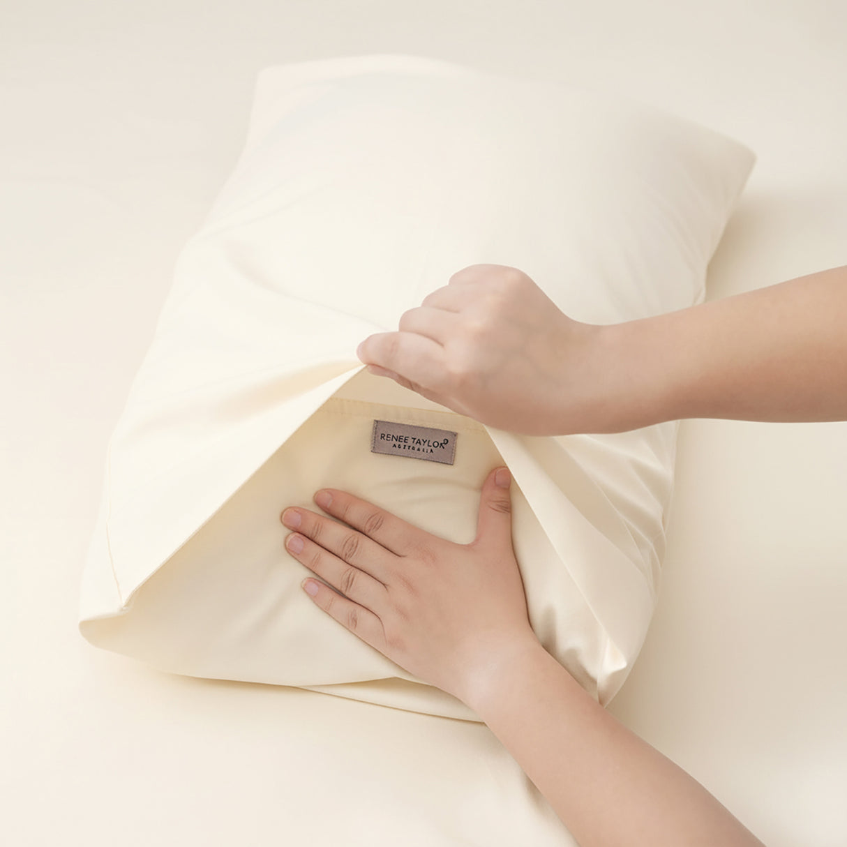 400 Thread Count Egyptian Cotton Fitted & Pillow Case Deep King Vanilla