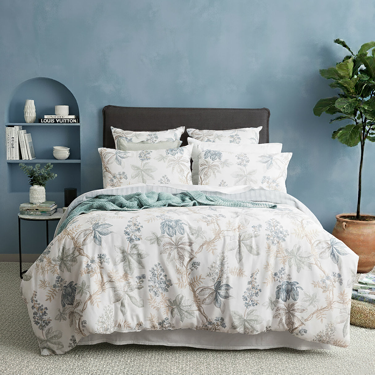 Renee Taylor Textured Cotton Slub Reversible Quilt Cover Set Queen Floral Vine