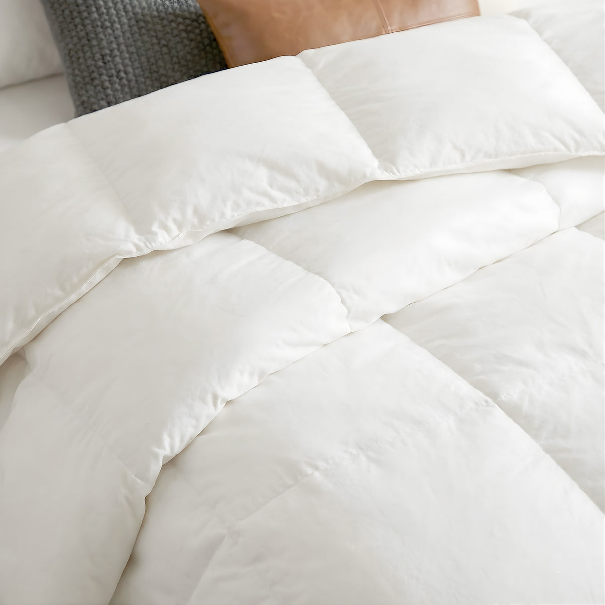 Renee Taylor Premium Australian Wool Quilt 550 GSM King
