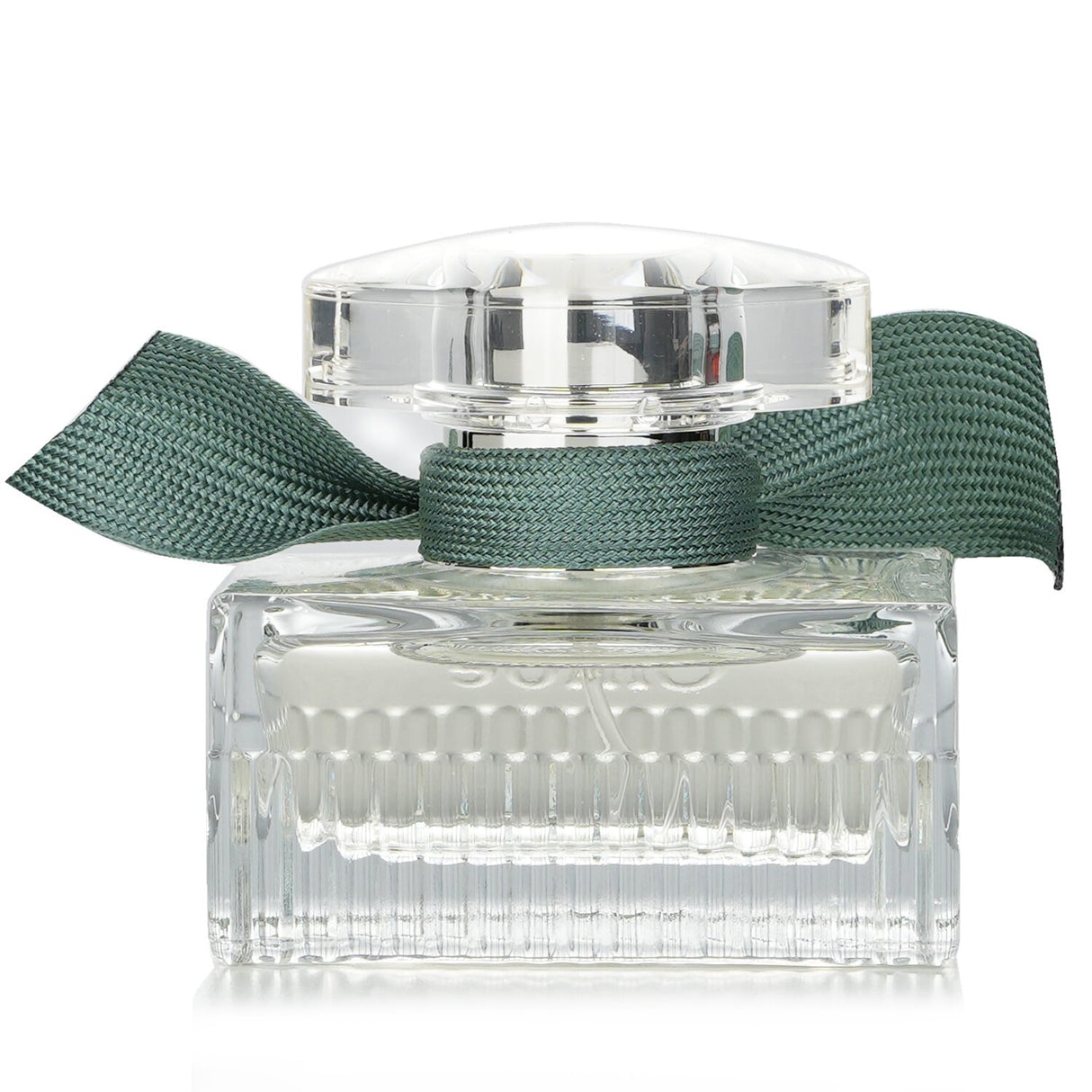 Luxurious 30ml Chloe Rose Naturelle Intense Eau De Parfum with a captivating floral bouquet of fresh rose petals.