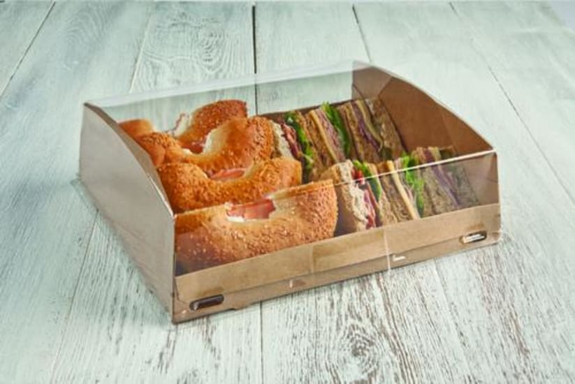Large Vizione Foodpack lid (270x236x86mm) for secure food storage, ideal for pastries and baked goods, 125 per case.