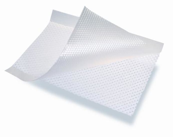 Soft silicone mesh wound dressings in 5x7cm size, non-adherent, pack of 10, ideal for sensitive skin and optimal healing.