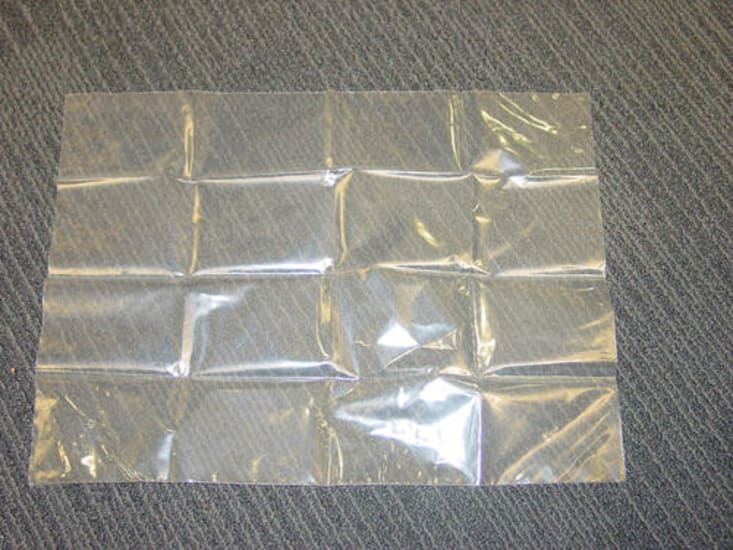 Sterile plastic burn bag, 305x390mm, designed for safe coverage of burn injuries in medical emergencies.