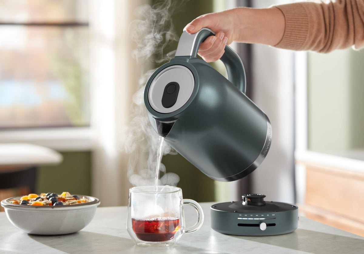 KitchenAid - 1.7L Variable Temperature Electric Kettle KEK1701
