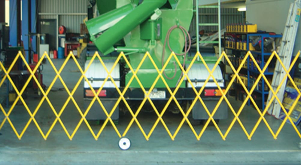 Expandable yellow safety barrier for workplace safety, 1.5Mx5M, lightweight with durable construction for high visibility and secure access.