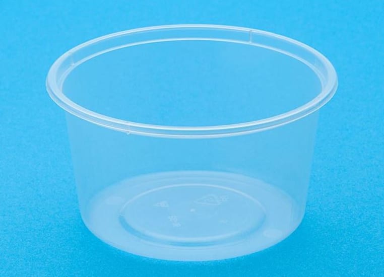 Clear round plastic container pack of 50, 440ml each, microwave-safe, durable, enhances food presentation, ideal for storage and meal prep.