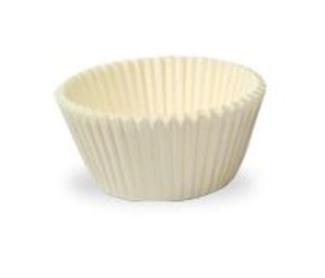 White muffin baking cups, 50 x 32mm, 400-pack; perfect for muffins and fairy cakes with easy release and no leaks.