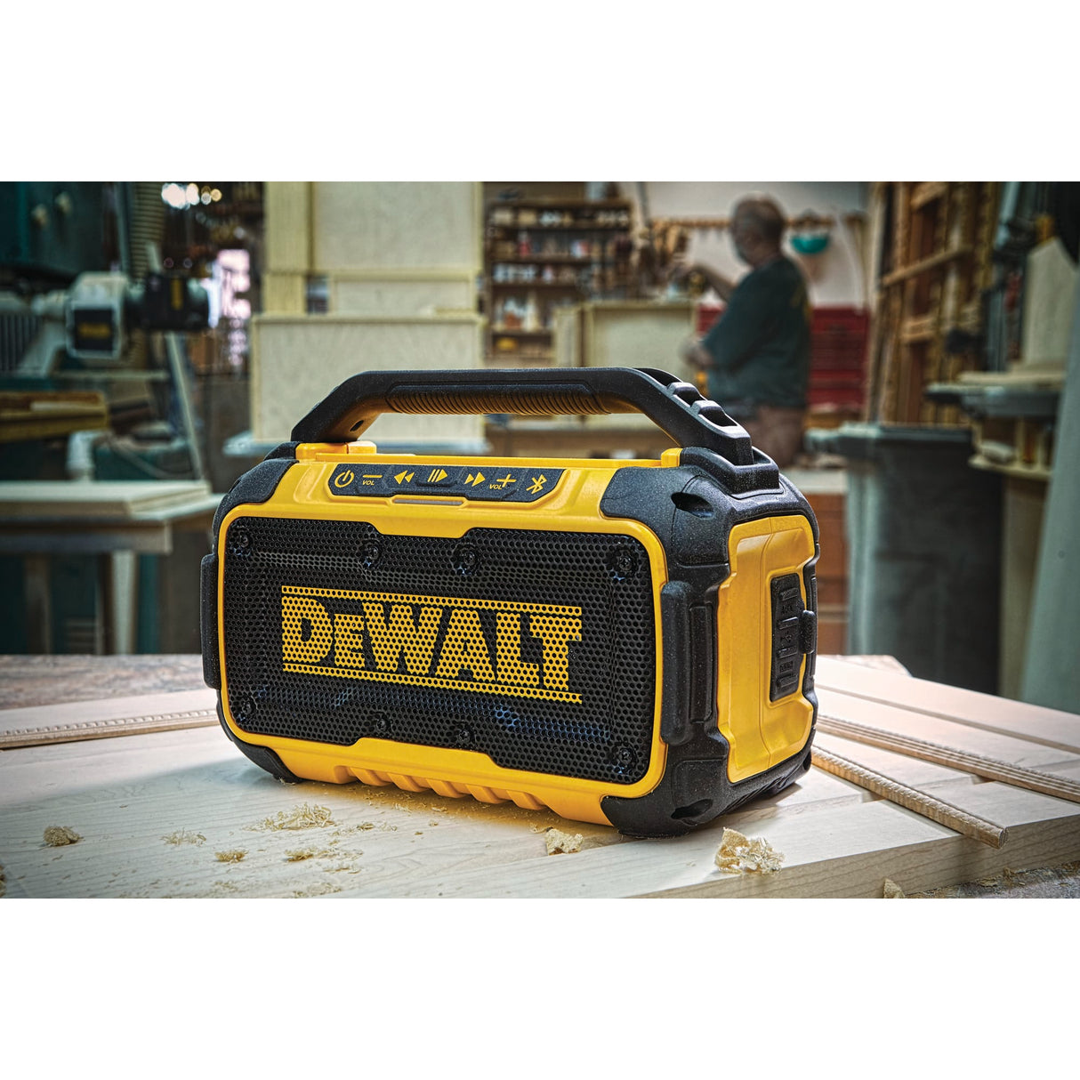 DeWALT 18V XR Premium Bluetooth Cordless Speaker (Each)