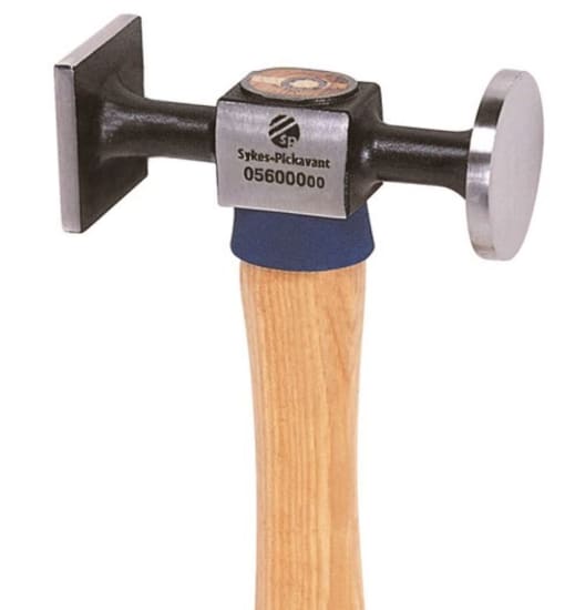 Sykes-Pickavant Flat Face Hammer with hickory handle, induction hardened striking surface, and weight of 0.425 kg, ideal for workshops.