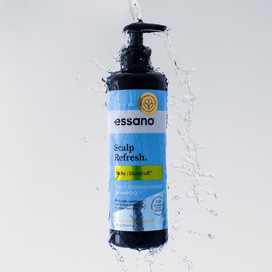 Essano 2 In 1 Shampoo & Conditioner Scalp Refresh Menthol 300mL