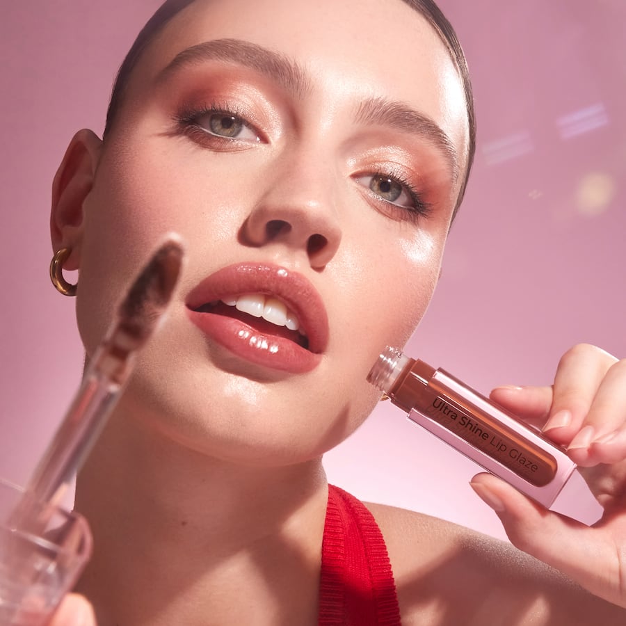 Mco Beauty Ultra Shine Lip Glaze Espresso Girl 3.9mL