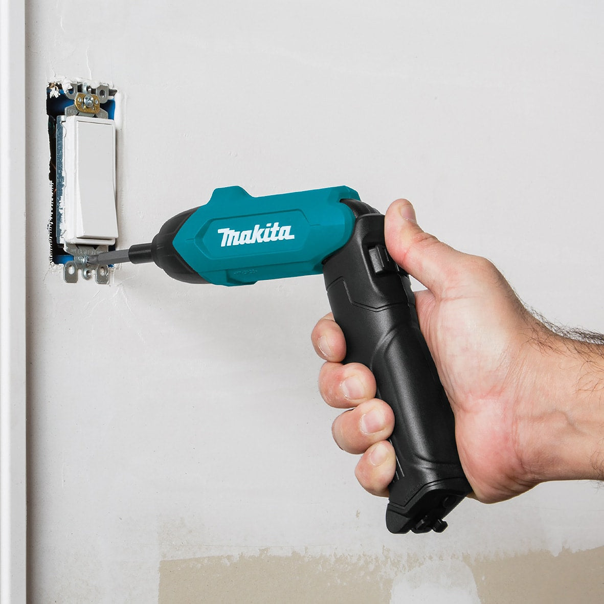 Makita 3.6V LXT Li-Ion Cordless Pen Screwdriver 1/4" Hex (Kit)