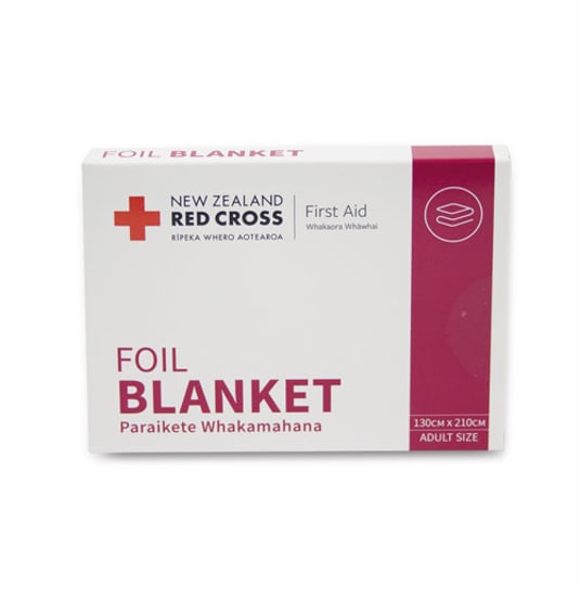 Red Cross Foil Blanket for adults, ultra-insulating, disposable, heat-reflective, and ideal for emergencies and outdoor use.