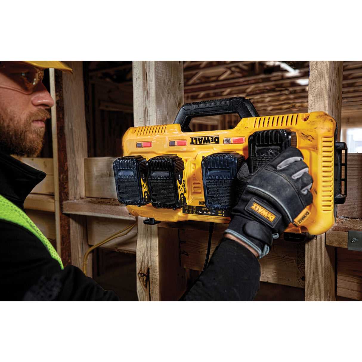 DeWALT XR Multi-Volt 4 Port 8A Charger