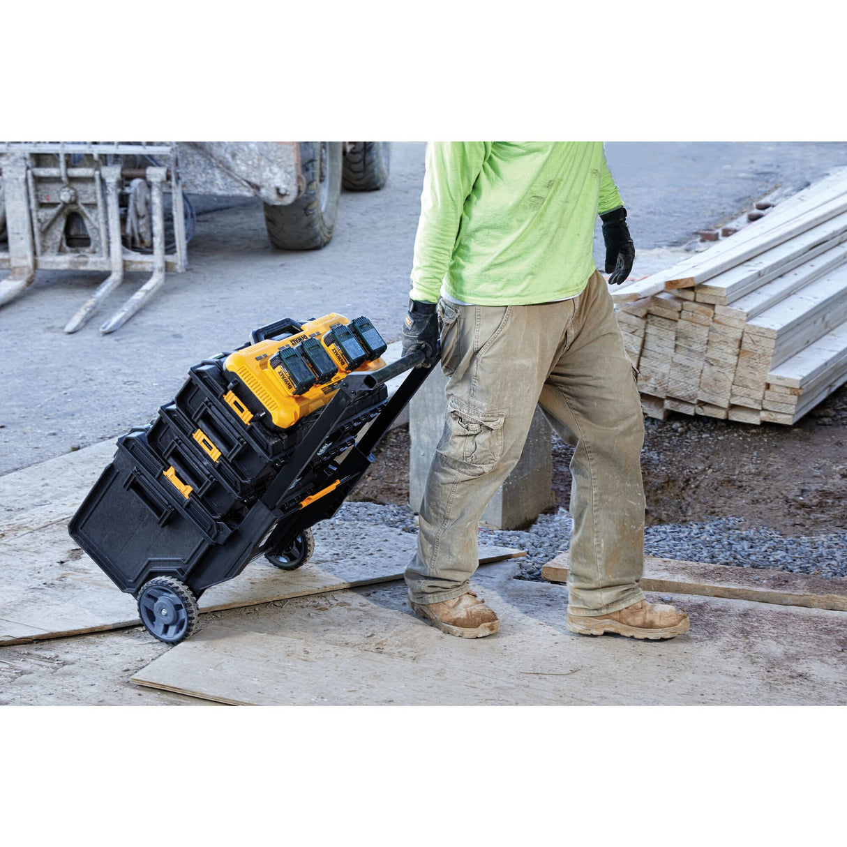DeWALT XR Multi-Volt 4 Port 8A Charger