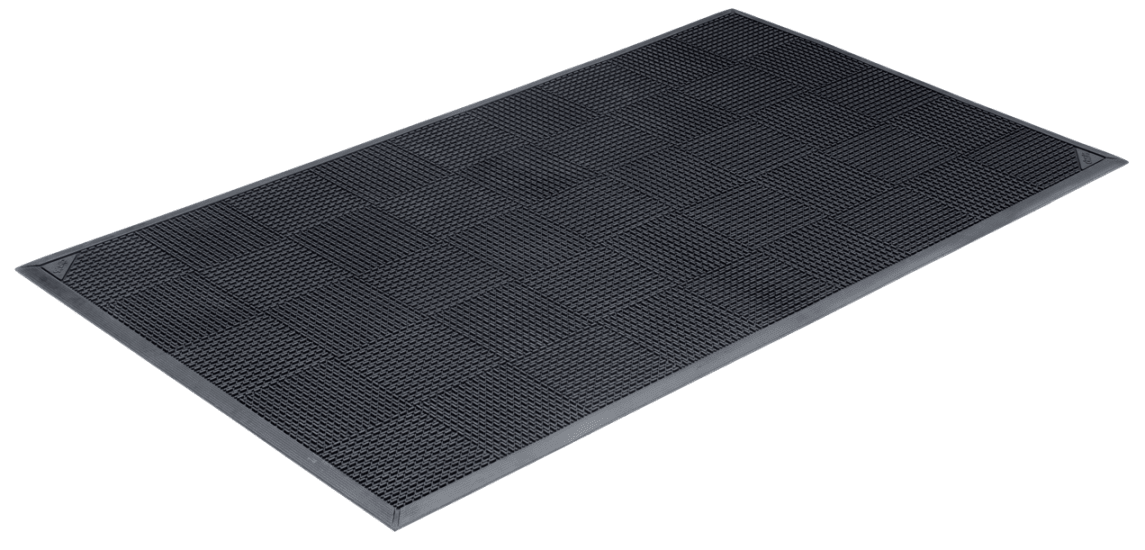 High-quality 1500 x 900mm rubber scraper mat with raised fins for effective dirt removal in wet, high-traffic areas.