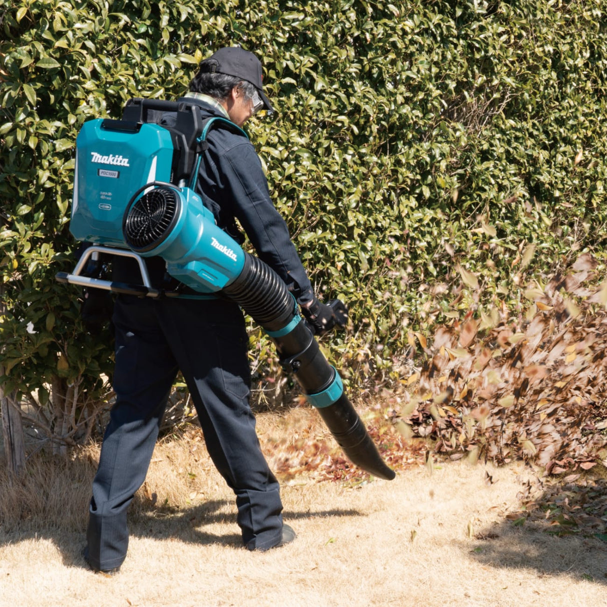 Makita 36V Connectx Backpack Blower (Skin Only)