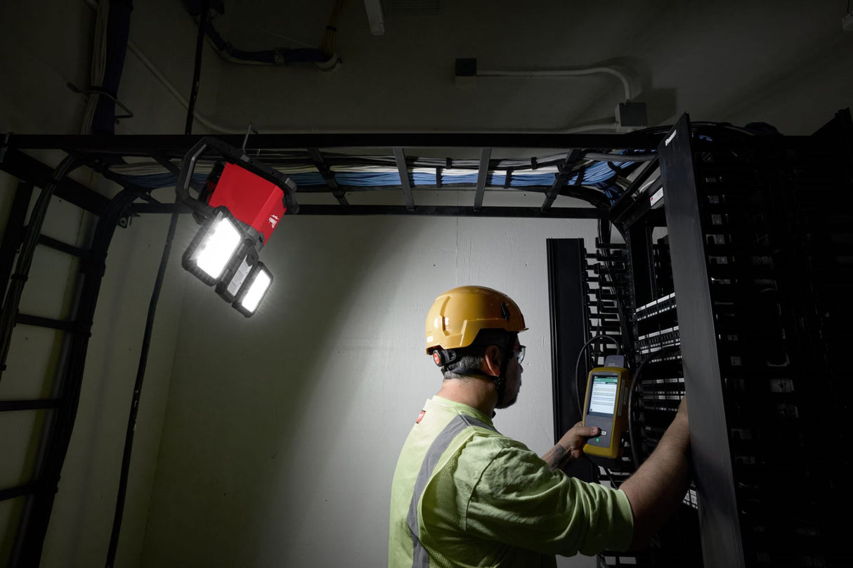 Milwaukee M18 Three Panel Flood Light (Skin Only)